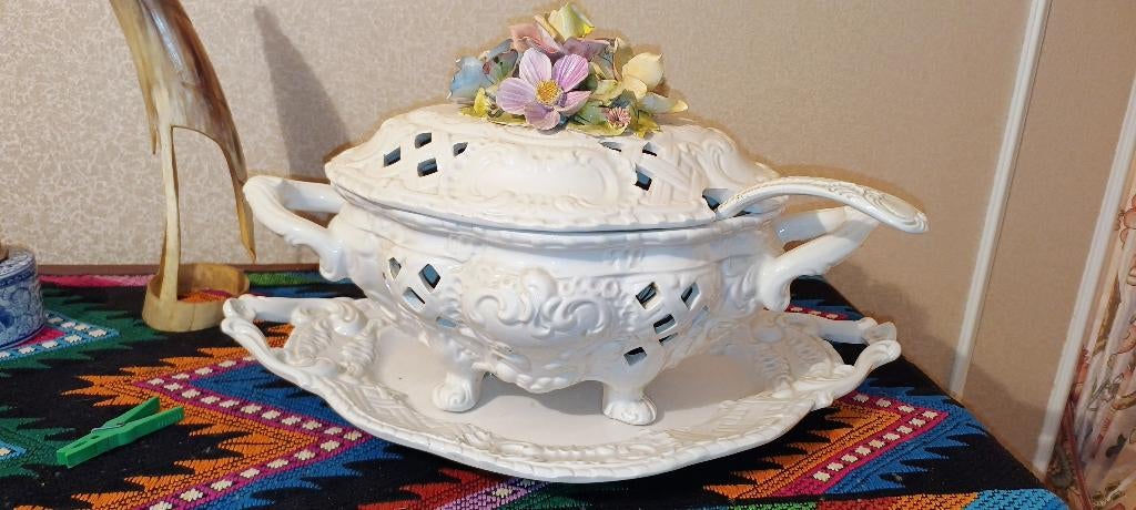 Prachtige vintage Bassano Italy Ture—Floral keramiek, Ophalen