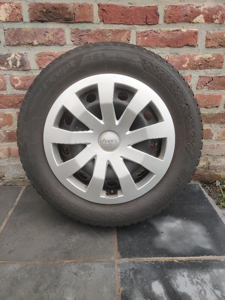 4 winterbanden Audi A1, Auto-onderdelen, Banden en Velgen, Ophalen, Gebruikt, 15 inch, Banden en Velgen