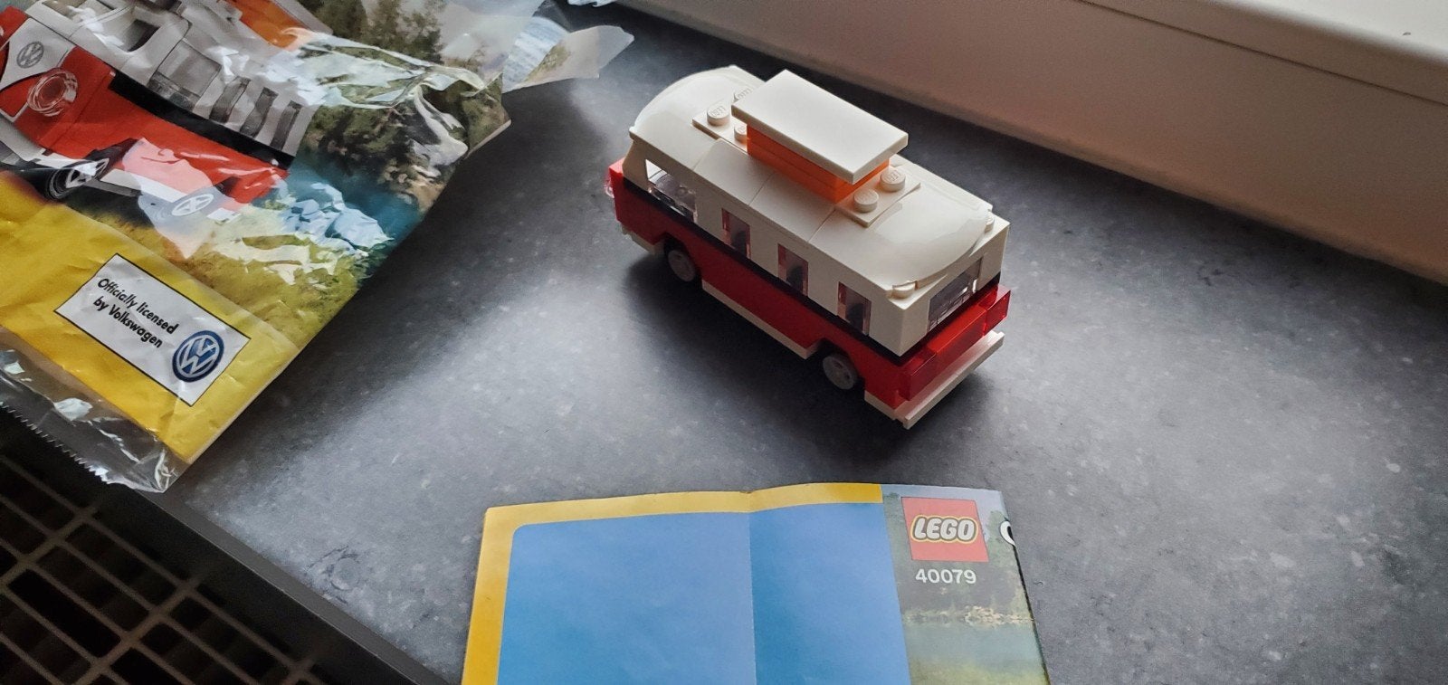 Lego 40079 creator volkswagen T1

Compleet met zakje en inst, Kinderen en Baby's, Ophalen of Verzenden, Compleet, Lego, Creator