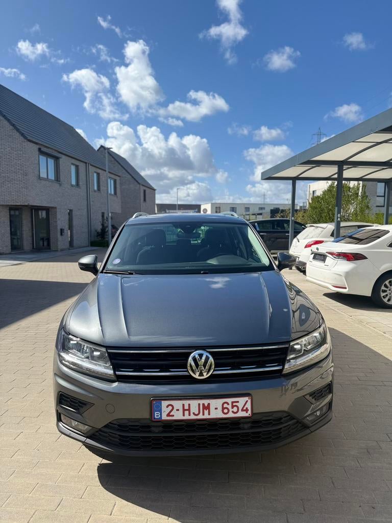 Tiguan1.4 Benzine 125pk 2019, 4 deurs, Bedrijf, Handgeschakeld, Grijs