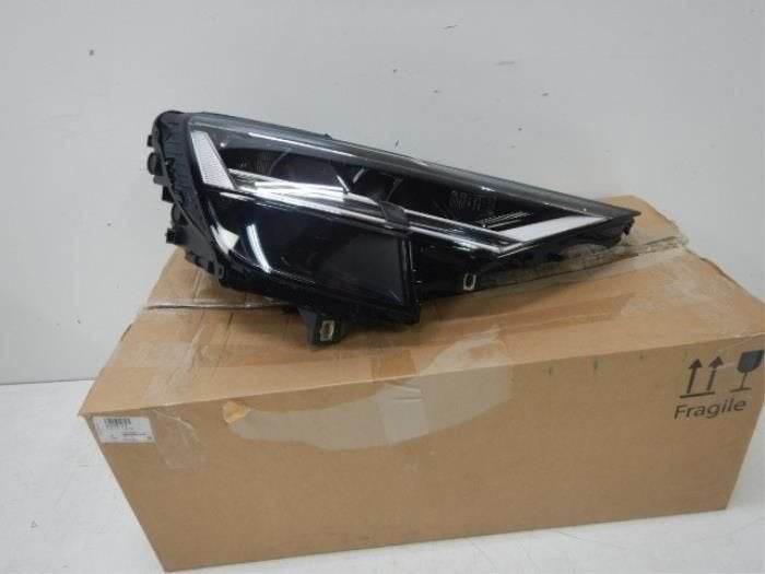 Audi Q8 4M8 Volled Koplamp Rechts, Enlèvement ou Envoi, Utilisé