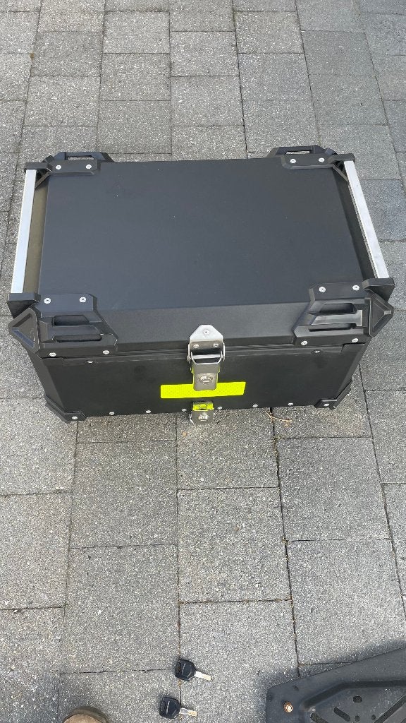 Universele topkoffer motor 65L, Motoren, Ophalen