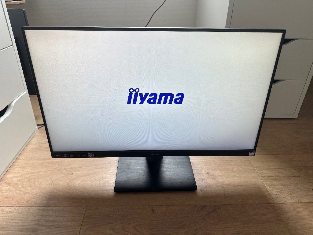 Scherm 24.5” iiyama (Full HD), Computers en Software, Monitoren, Gebruikt, Iiyama, Full HD, 1 tot 2 ms