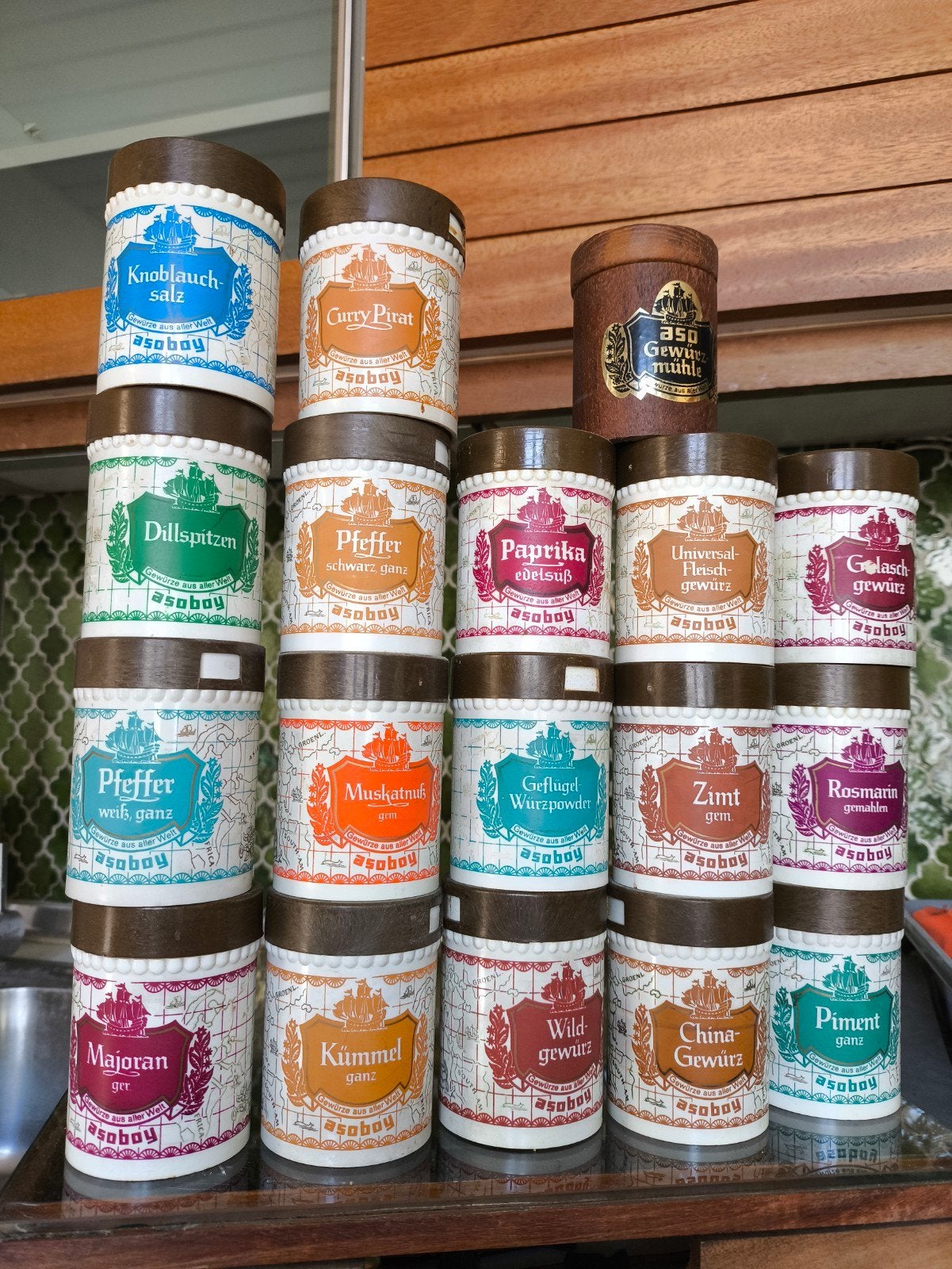 Collection vintage ASOBOY – 18pcs – pots à épices + moulinli, Ophalen of Verzenden