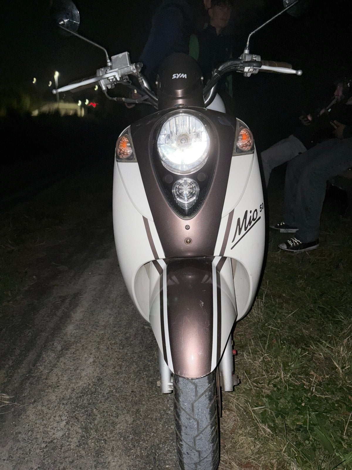 Scooter sym mio, Fietsen en Brommers, Ophalen, Zo goed als nieuw, Mio