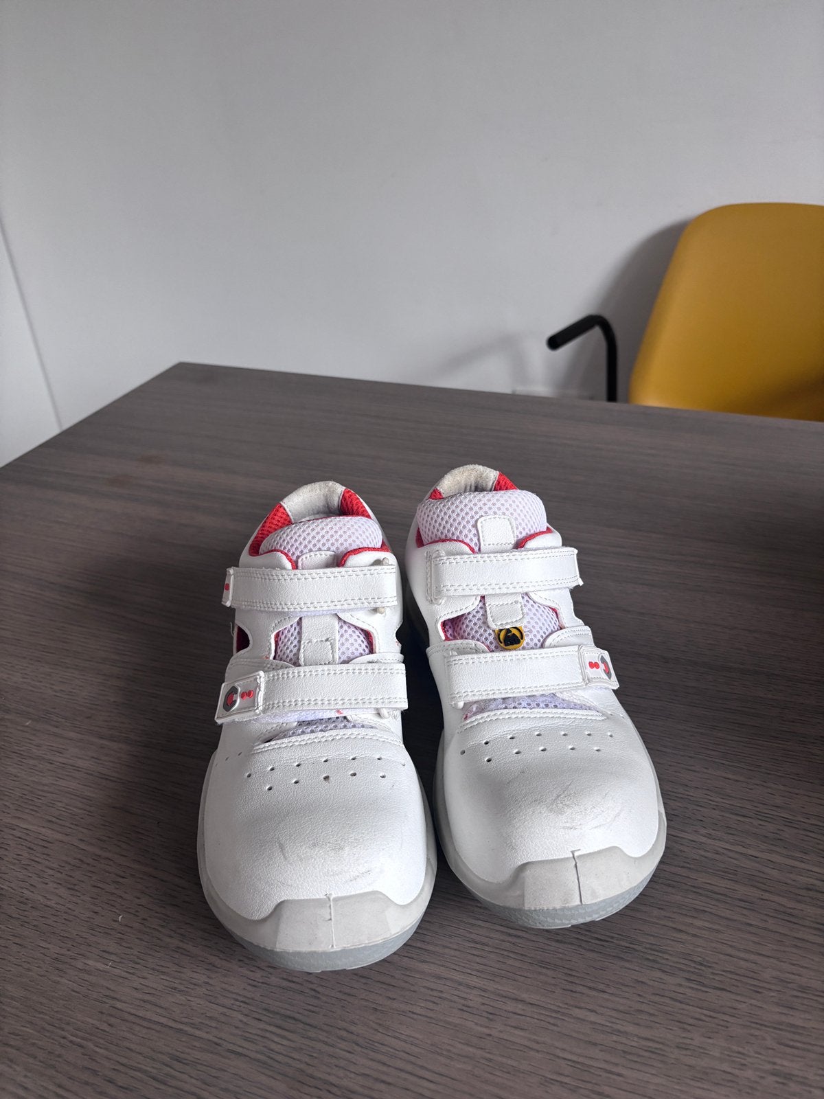 Veiligheidsschoenen Base Protection (vrouwen), Kleding | Dames, Schoenen, Ophalen, Wit, Zo goed als nieuw, Werkschoenen