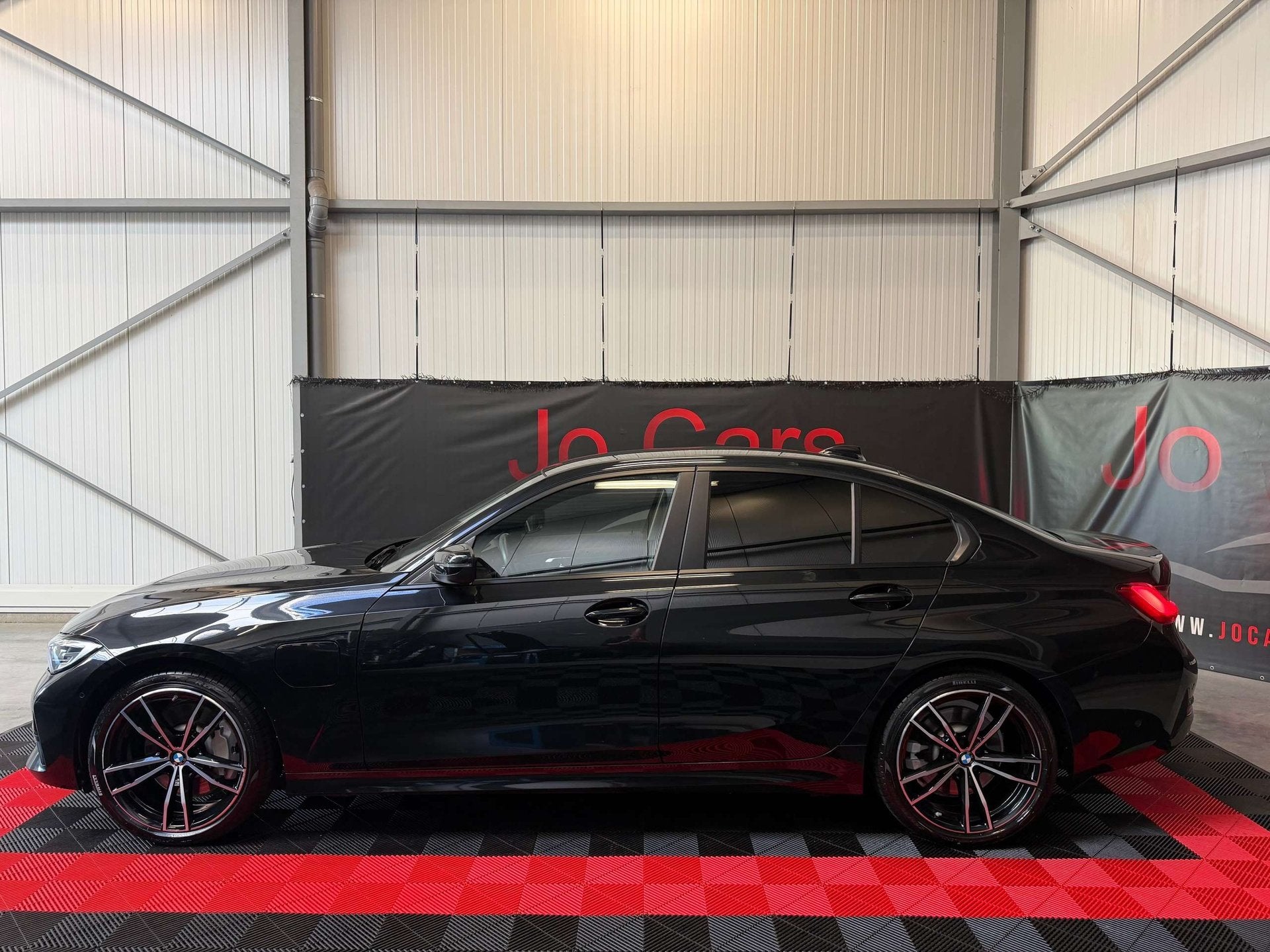 BMW 330 e/Leder/Zetel-V/H&K/Led/Ambi/Virtual/Carplay/19inc/, Auto's, Automaat, Gebruikt, 4 cilinders, Zwart