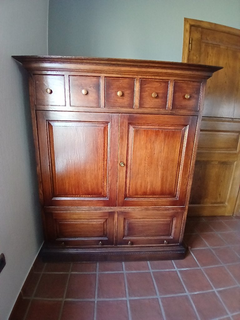 Massief Buffetkast, Huis en Inrichting, Kasten | Buffetkasten, Ophalen, Zo goed als nieuw, Eikenhout