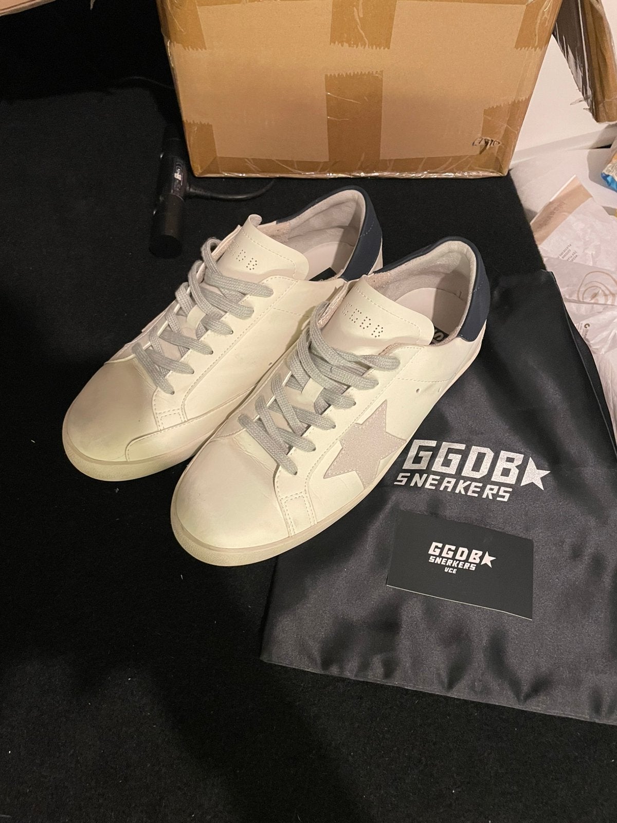 Golden Goose navy blue maat 42 bijna nieuw Bieden!, Wit, Ophalen of Verzenden, Zo goed als nieuw, Sneakers