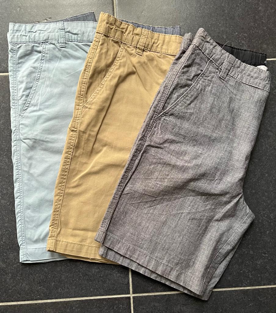 Short jongens H&M maat 12-13 jaar, Enfants & Bébés, Vêtements enfant | Taille 152, Pantalon, Garçon, Enlèvement ou Envoi, H&M