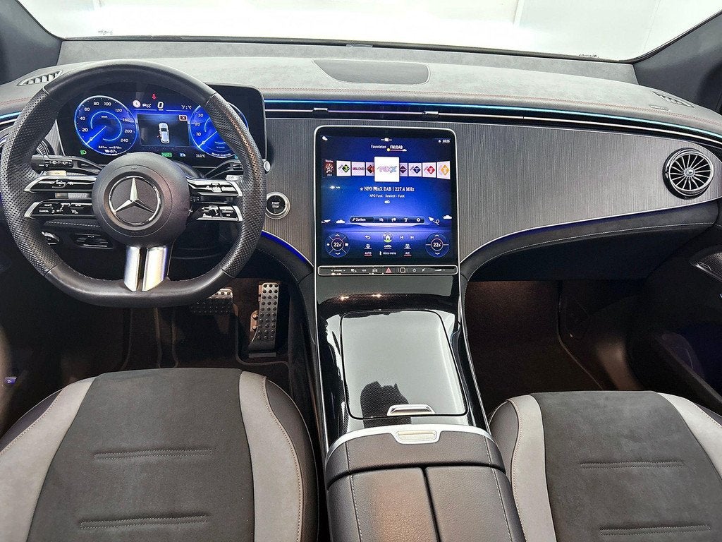 Mercedes-Benz EQE-Klasse 350 4MATIC SUV AMG Line Panoramisch, Auto's, Mercedes-Benz, Automaat, Stof, Wit, 96 kWh