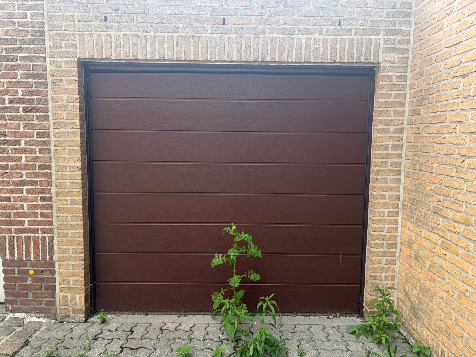 Sectionale goedwerkende poort garage, Ophalen, Zo goed als nieuw