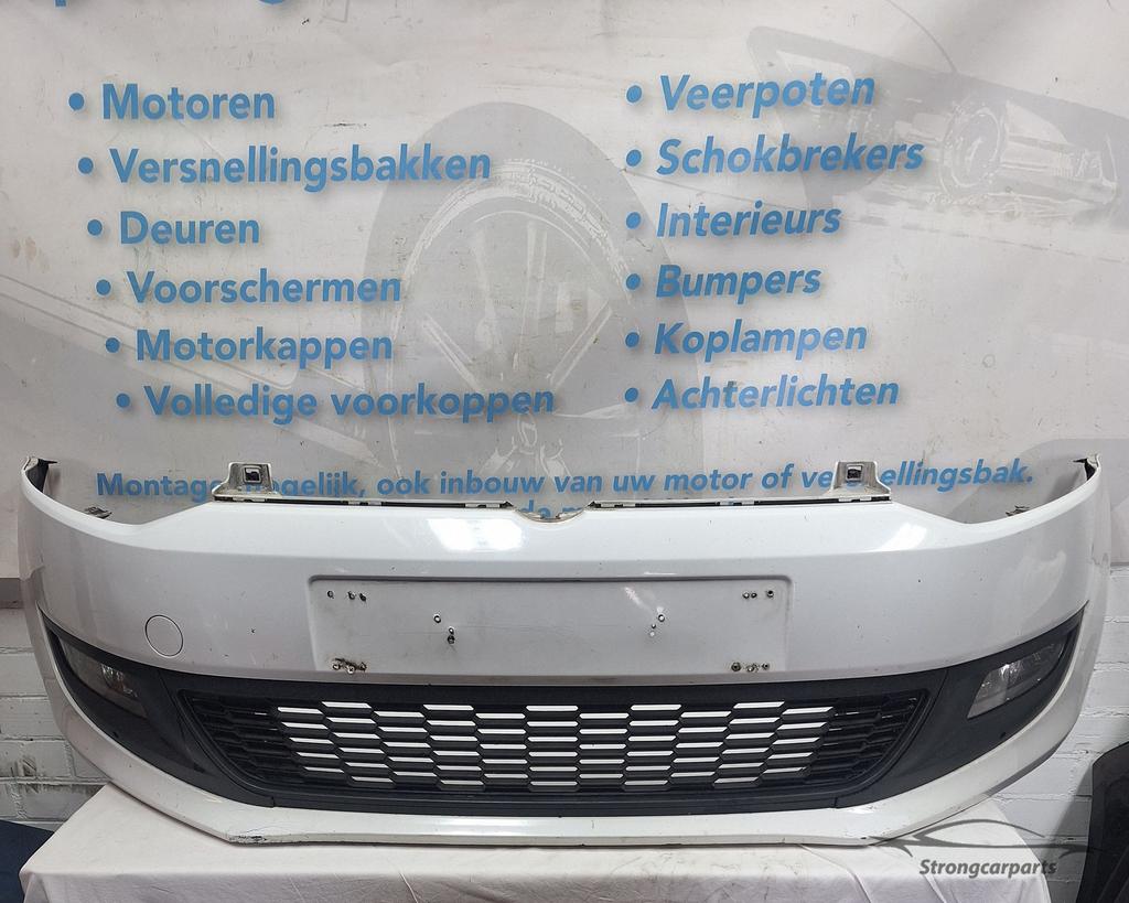 Voorbumper VW Polo 6R Origineel 6R0807221 met mistlampen gri, Gebruikt, -, -, Ophalen of Verzenden