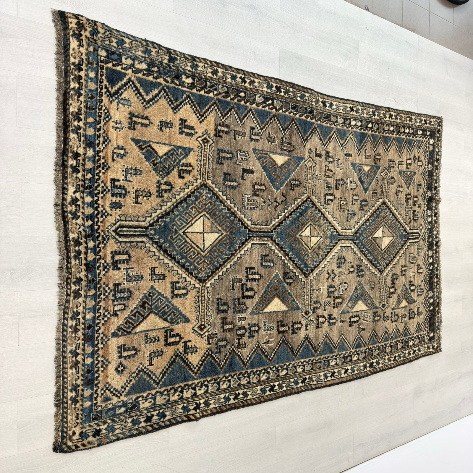 Blue& Beige Vintage Turkish Tapijt, Ophalen, Zo goed als nieuw, Beige