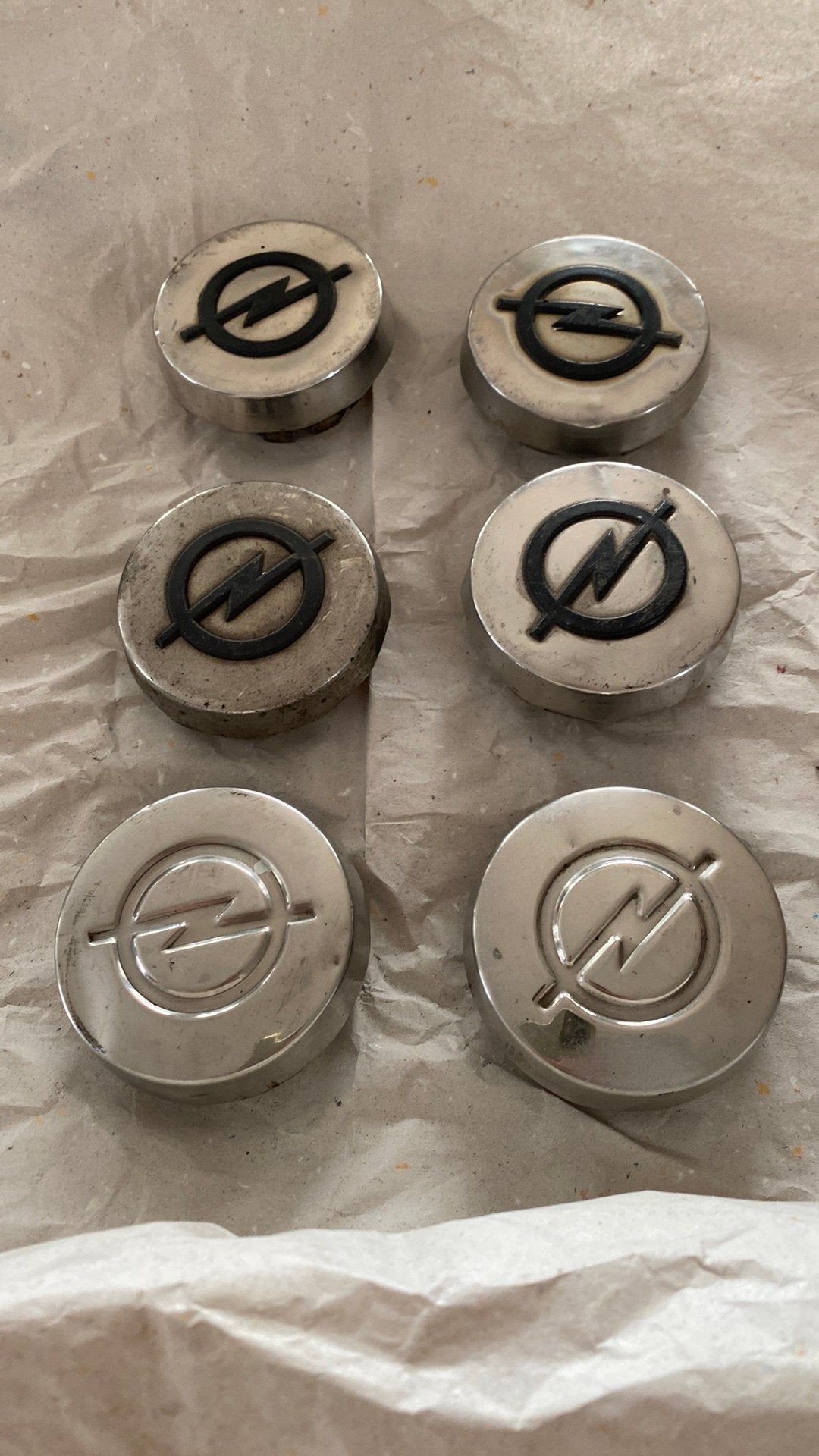 Crome toppen voor oude opel velgen 6 stuks beschikb.(02), Enlèvement, Utilisé, Avant, Opel