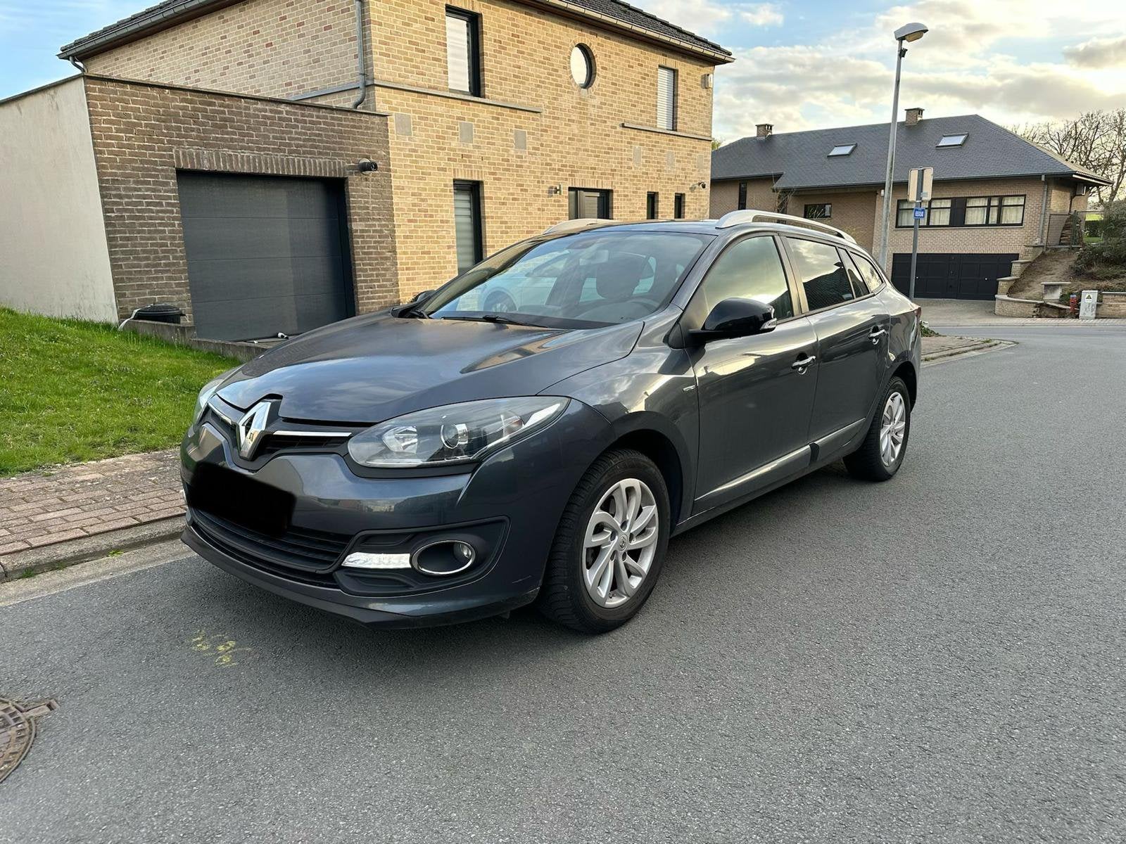 Renault Megane 1.2 Essence - facelift - 2016, Bluetooth, Achat, Entretenue par le concessionnaire, Automatique