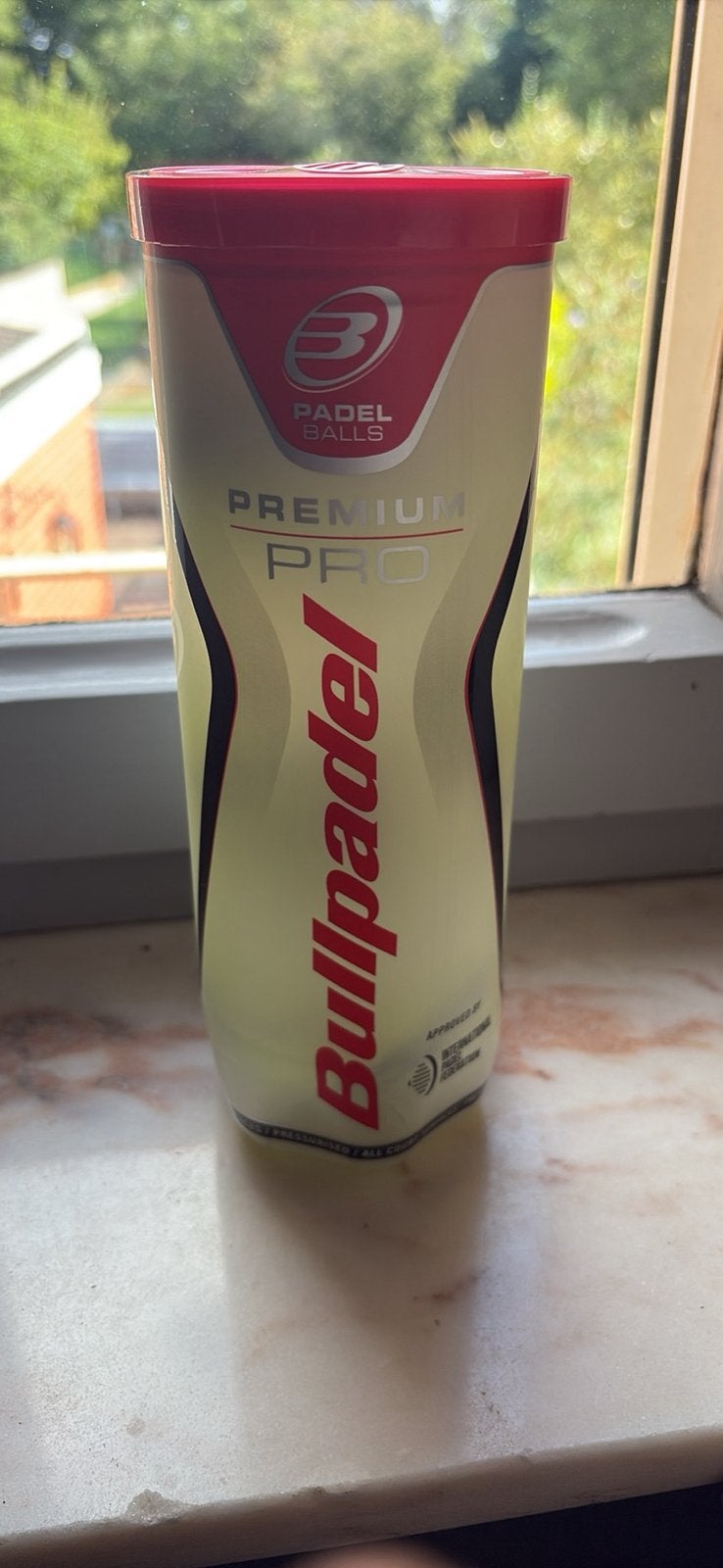 12 tubes de Balles de padel bullpadel premium pro, Sports & Fitness, Padel, Enlèvement, Neuf, Balles de padel