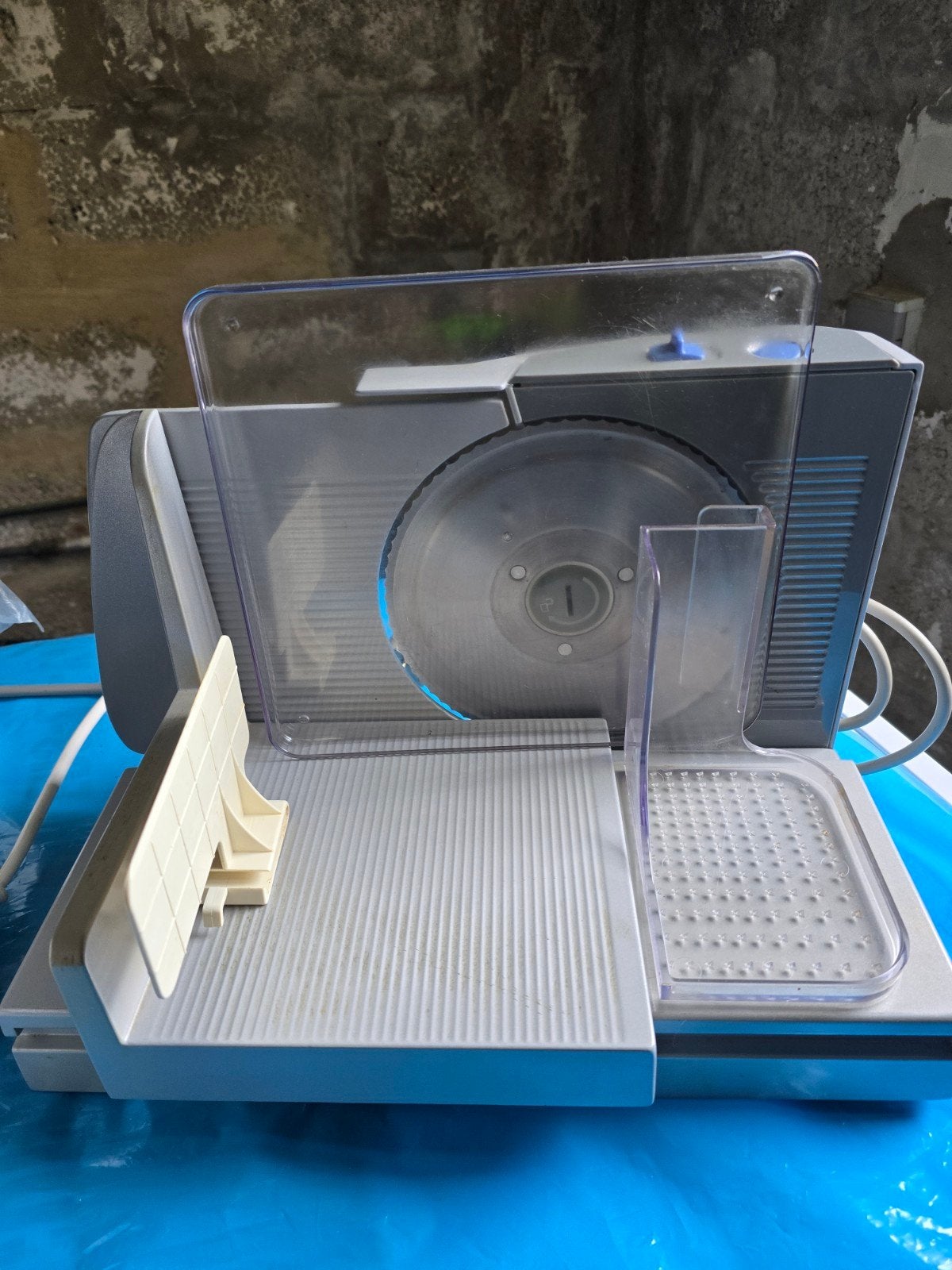 Trancheuse en bon état., Electroménager, Machines à pain, Enlèvement ou Envoi, Comme neuf