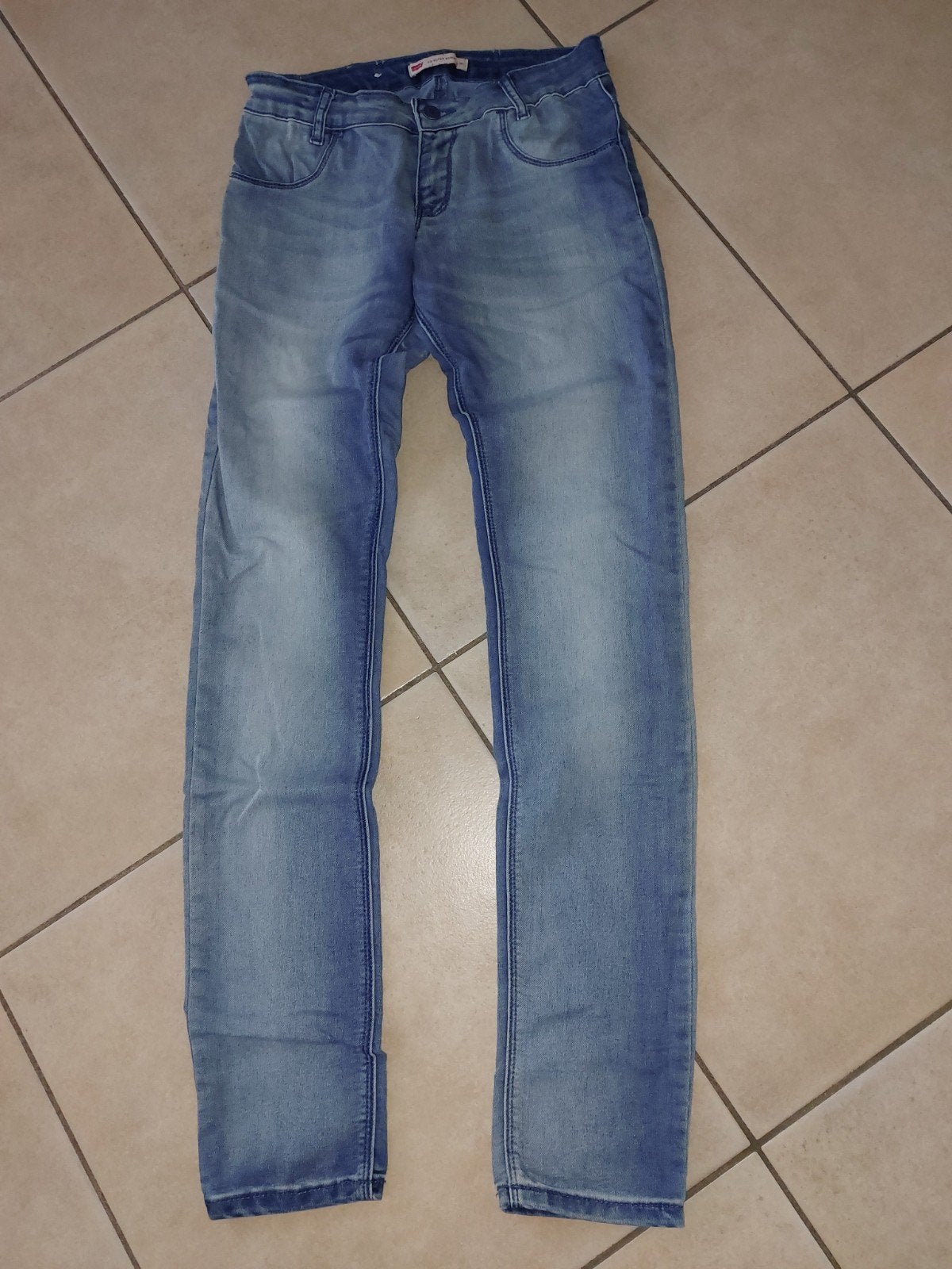 Jeans Levi's, maat 16jr, Broek, Meisje, Ophalen of Verzenden, Zo goed als nieuw