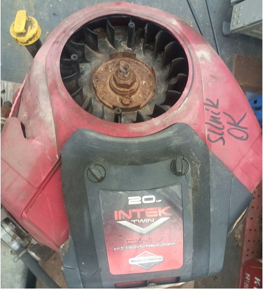 Moteur : moteur Intel 20 V TWIN OHV Briggs 20 CV, Enlèvement