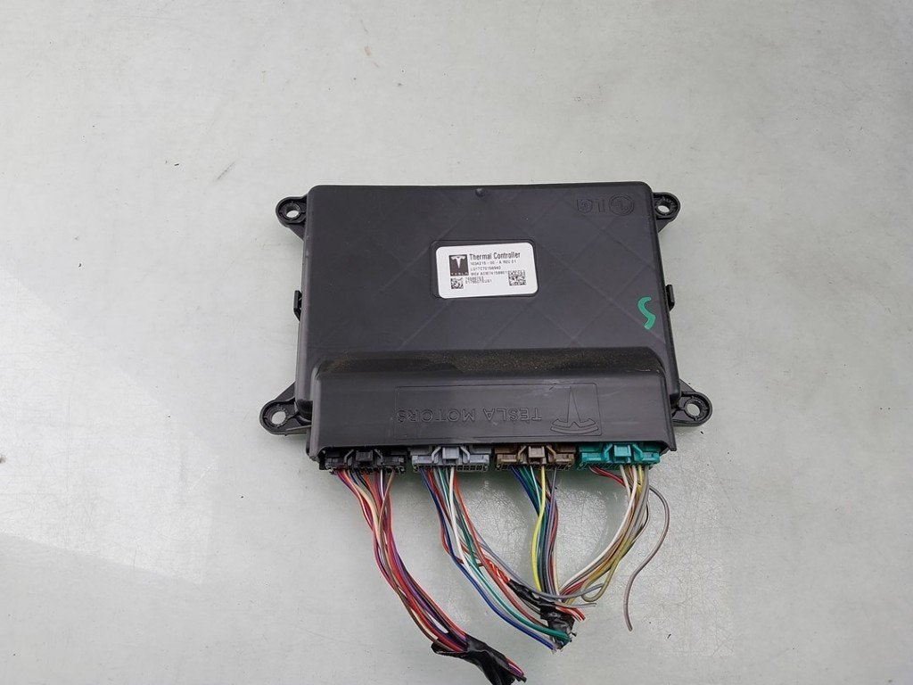 ORDINATEUR GESTION TEMPERATURE Tesla Model S, Autos : Pièces & Accessoires, Électronique & Câbles, Autres marques automobiles