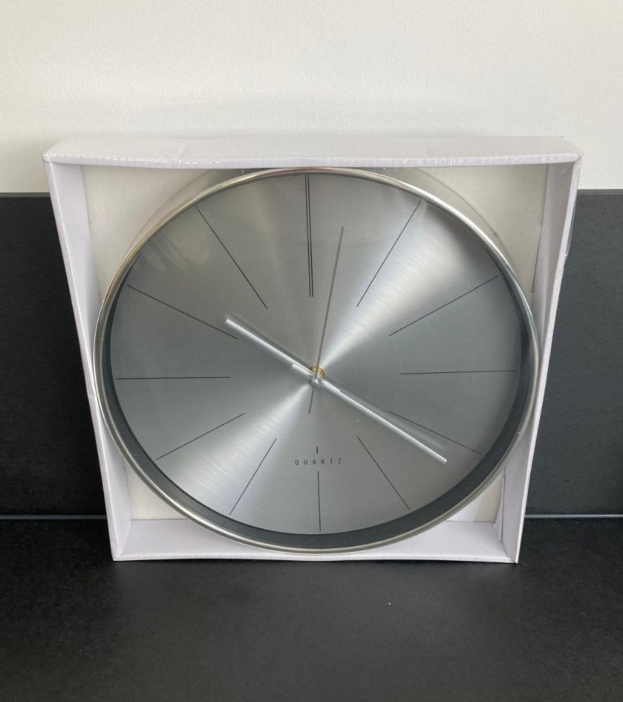 Nieuwe klok, Huis en Inrichting, Woonaccessoires | Klokken, Ophalen, Wandklok, Stil uurwerk, Analoog