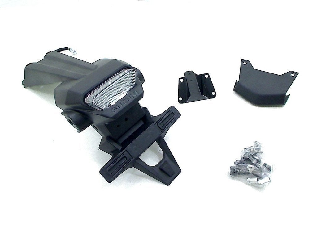 PORTE PLAQUE D'IMMATRICULATION Suzuki GSX-8S (01-2023/-), Dhr. S. di Majo, Utilisé, Info@cama-motorparts.nl, P.J. Troelstraweg 8 8
3144 CX  MAASSLUIS, NL