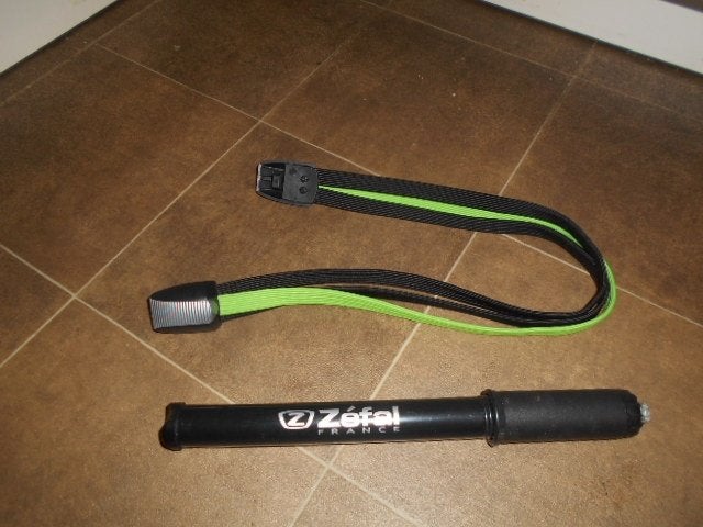 Nouveaux accessoires de vélo/5 pièces pour 5€, Enlèvement ou Envoi, Neuf