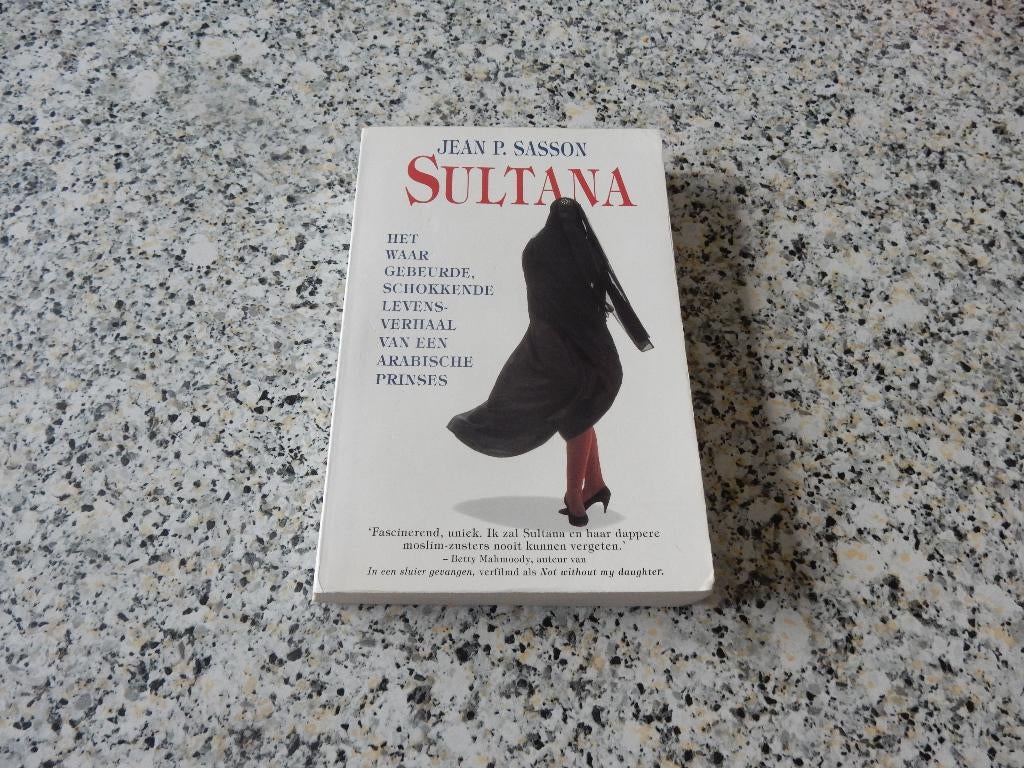 nr.218 - Sultana - Jean P. Sasson - waargebeurd, Ophalen of Verzenden