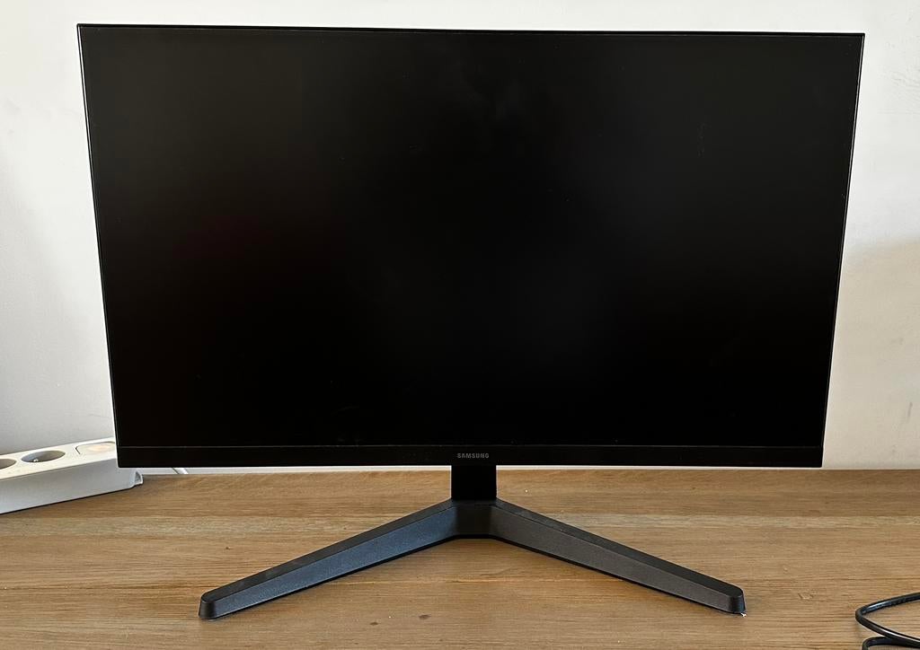 Samsung S24C310EAU 24 inch, Ophalen, Zo goed als nieuw, HDMI