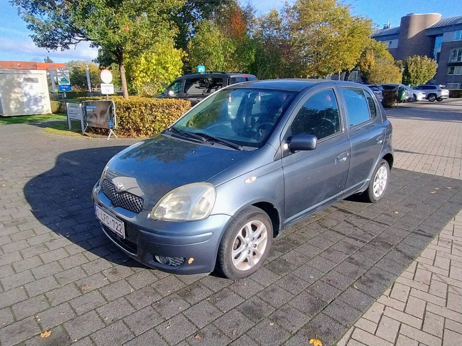 Toyota Yaris, Autos, Argent ou Gris, Achat, Boîte manuelle, 5 portes