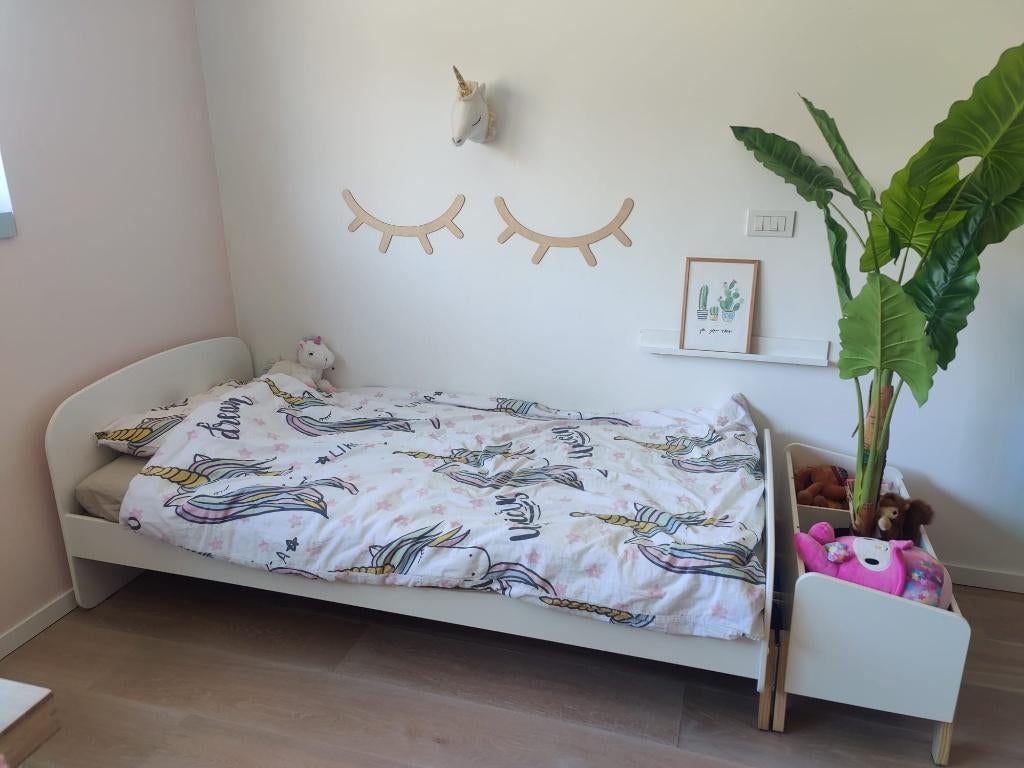 Bed 1 persoons / nachttafeltje / bedhekje (beveiliging), Huis en Inrichting, Slaapkamer | Bedden, Gebruikt, Eenpersoons, 90 cm
