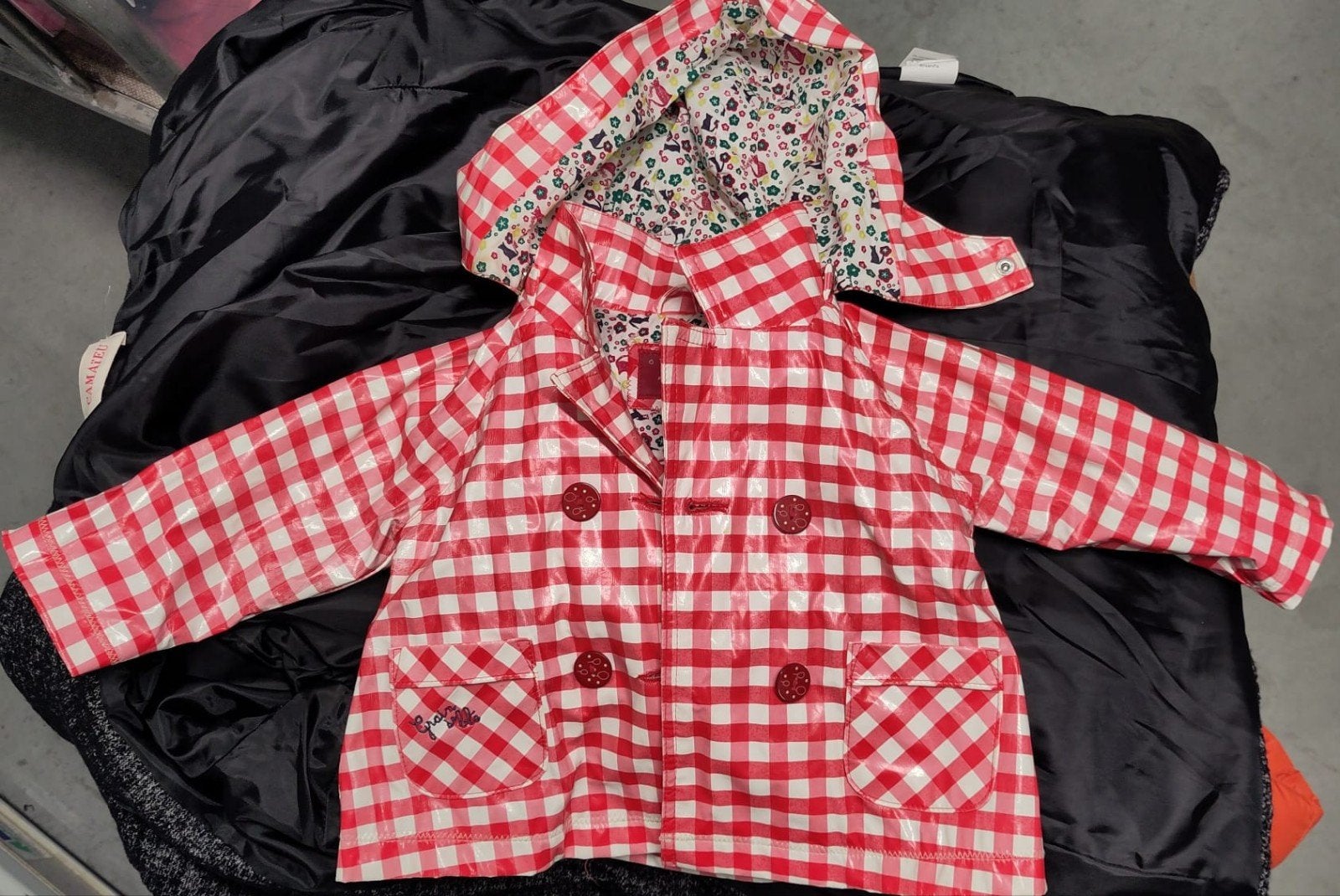 veste imperméable enfant, Kinderen en Baby's, Kinderkleding | Maat 92, Ophalen of Verzenden