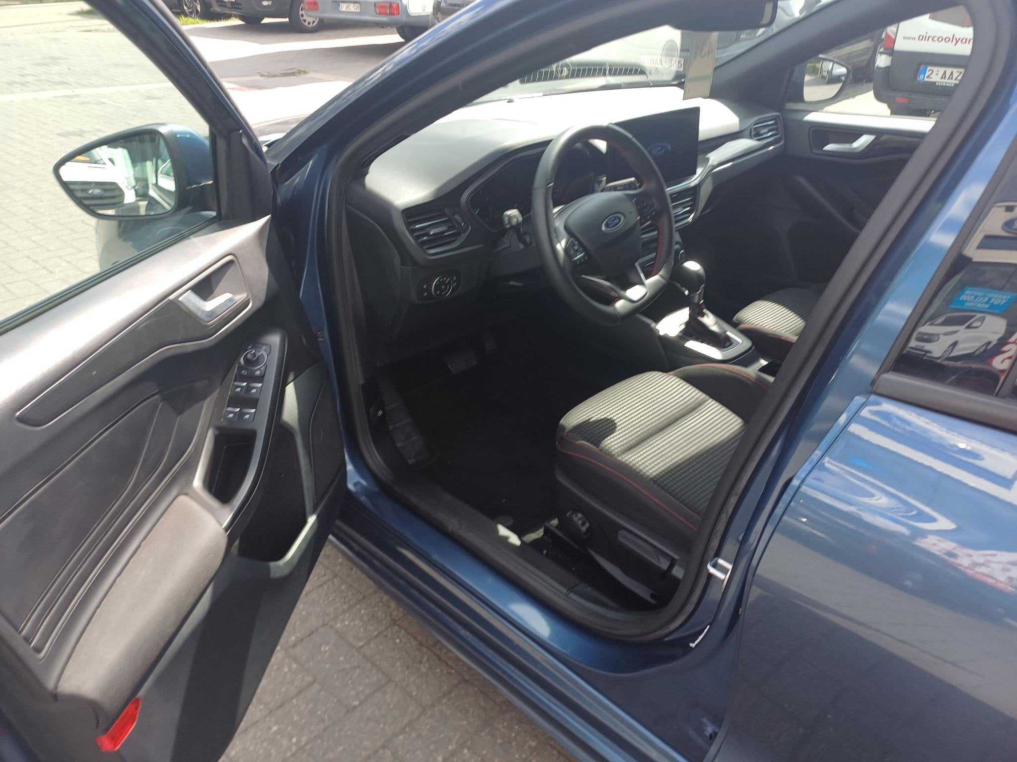 Ford Focus ST Line - Winterpack - Camera, Auto's, Stof, Gebruikt, Blauw, Bedrijf