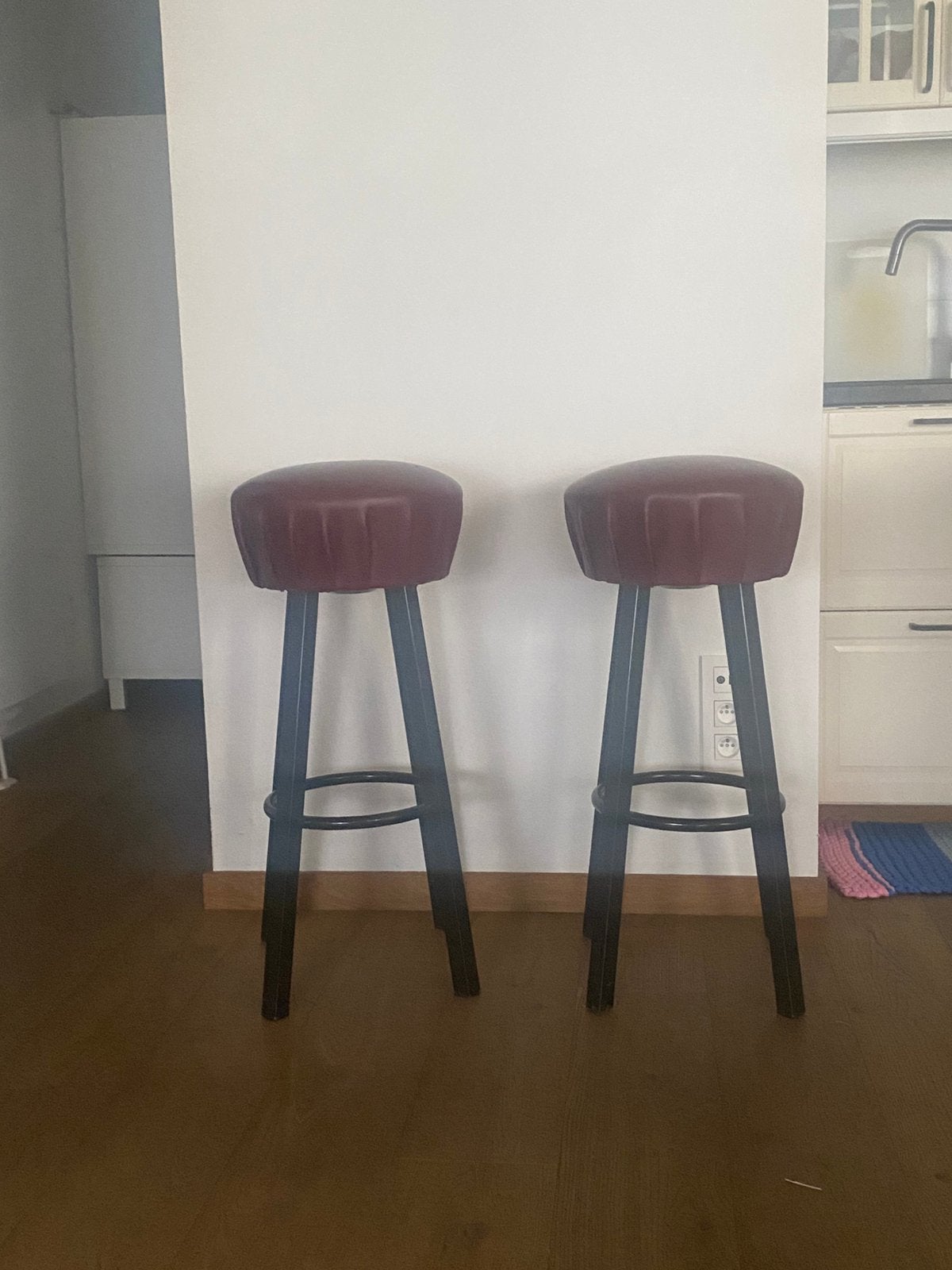 Barstoelen, Huis en Inrichting, Barkrukken, Ophalen, 60 tot 90 cm, 2 krukken, Kunststof