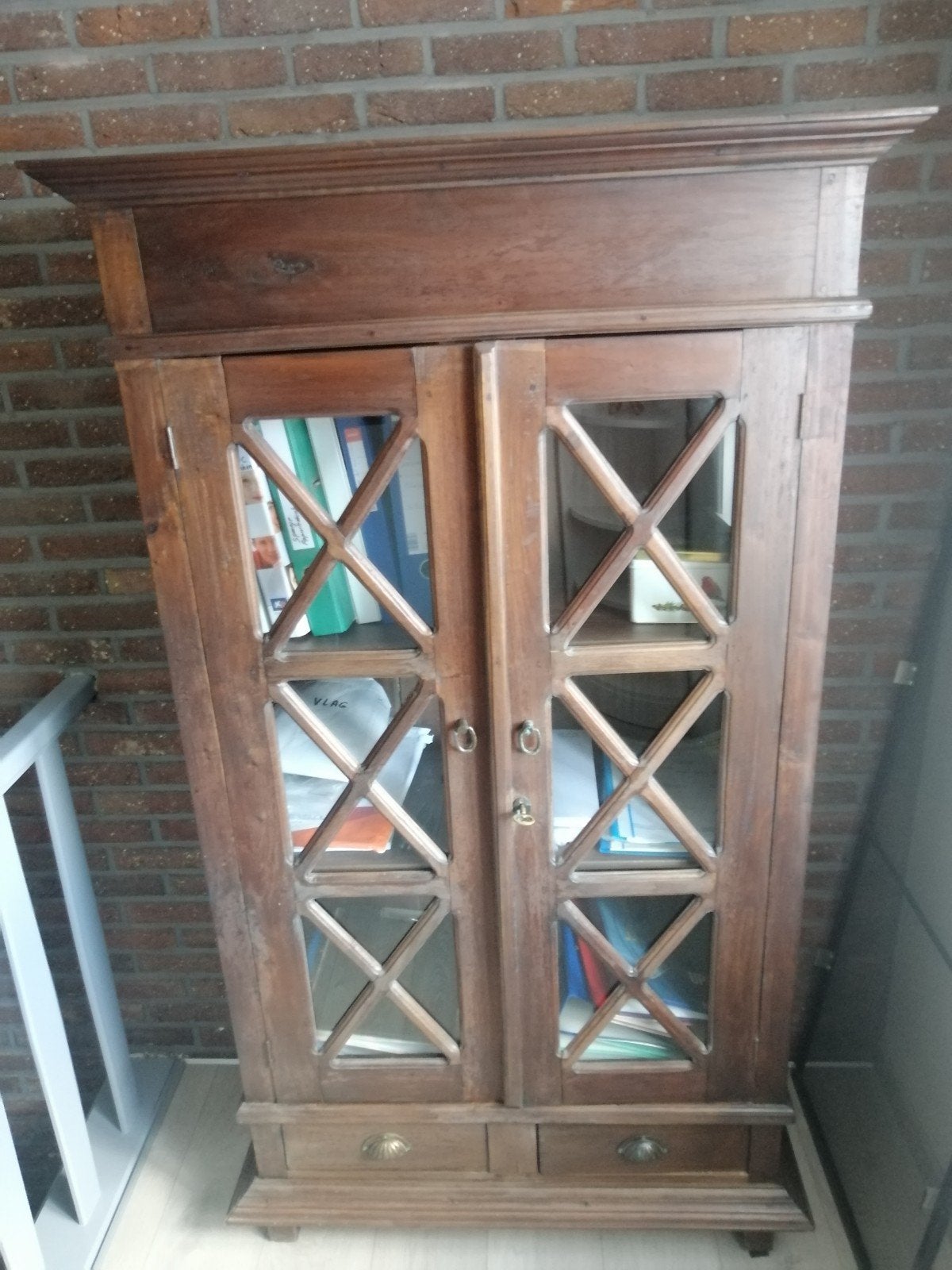 koloniale kast, Ophalen