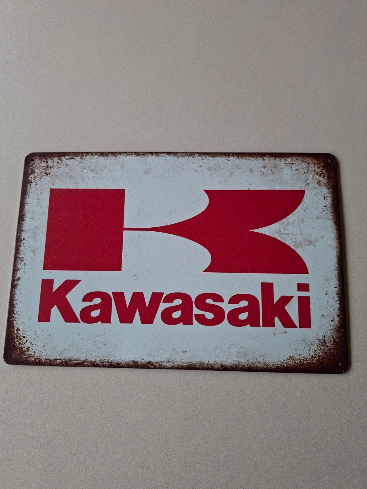 Panneau KAWASAKI 20 cm X 30 cm
Offre 8€ par pièce, Enlèvement