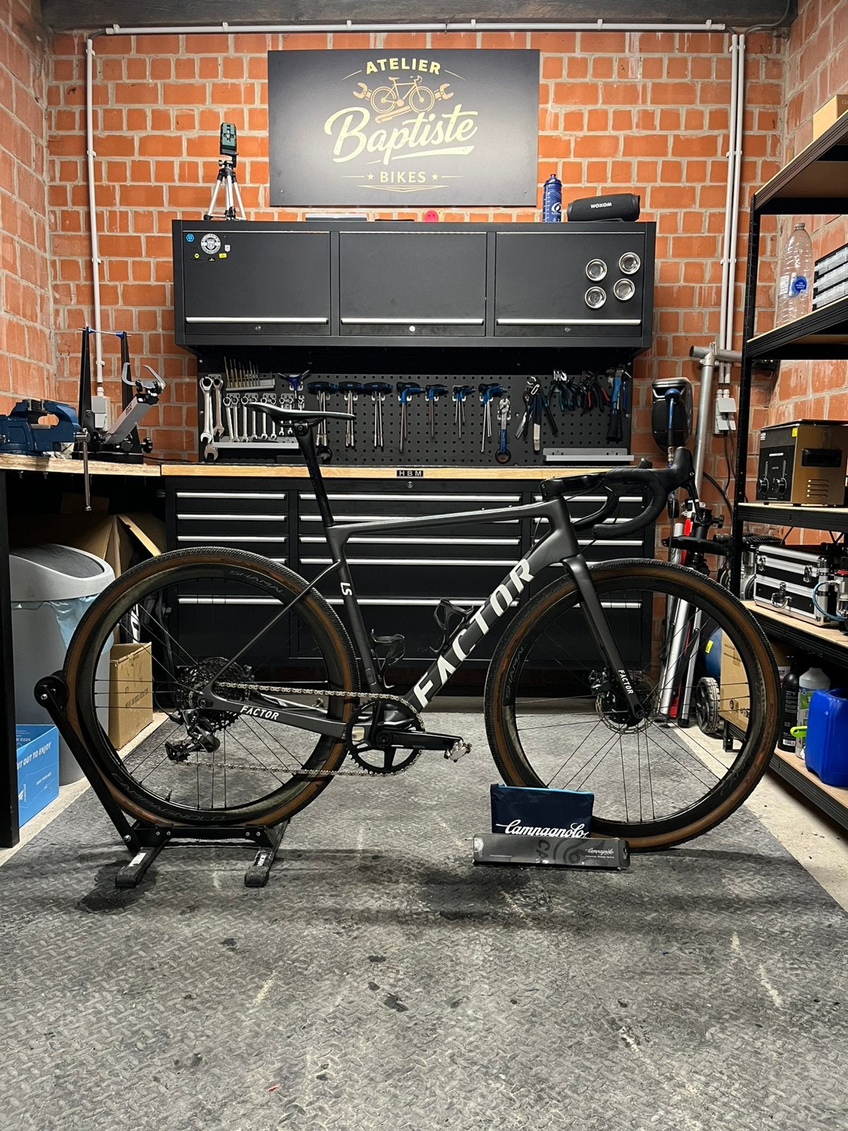 Gravier Factor LS, Vélos & Vélomoteurs, Vélos | Vélos de course, Comme neuf, Carbone, Enlèvement
