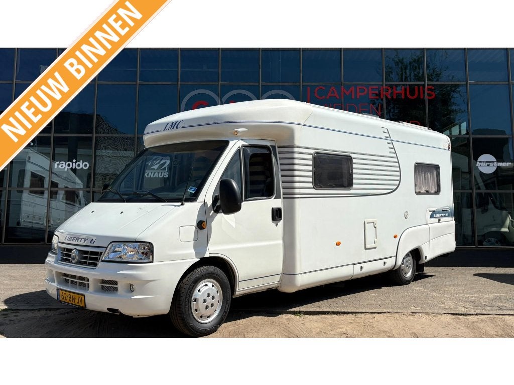 LMC Liberty TI 6600 Enkele Bedden,Airco,130PK, Caravans en Kamperen, Koelkast, Ringverwarming, 6 tot 7 meter, Bedrijf