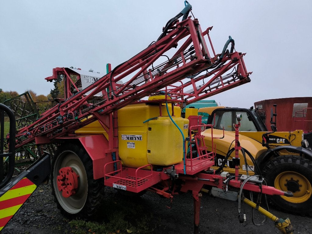 Pulverisateur Beyne 27m 2500l, Articles professionnels, Agriculture | Outils, Enlèvement