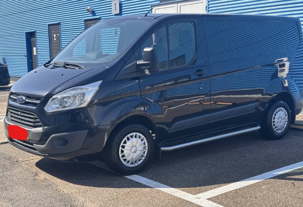 *Ford Custom 2.2 Diesel - 6 versn. - Manueel - Trekhaak*, Auto's, Voorwielaandrijving, Stof, Zwart, Zwart