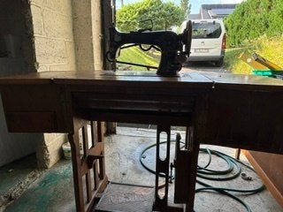 Machine a coudre à pédale Vella, Enlèvement ou Envoi