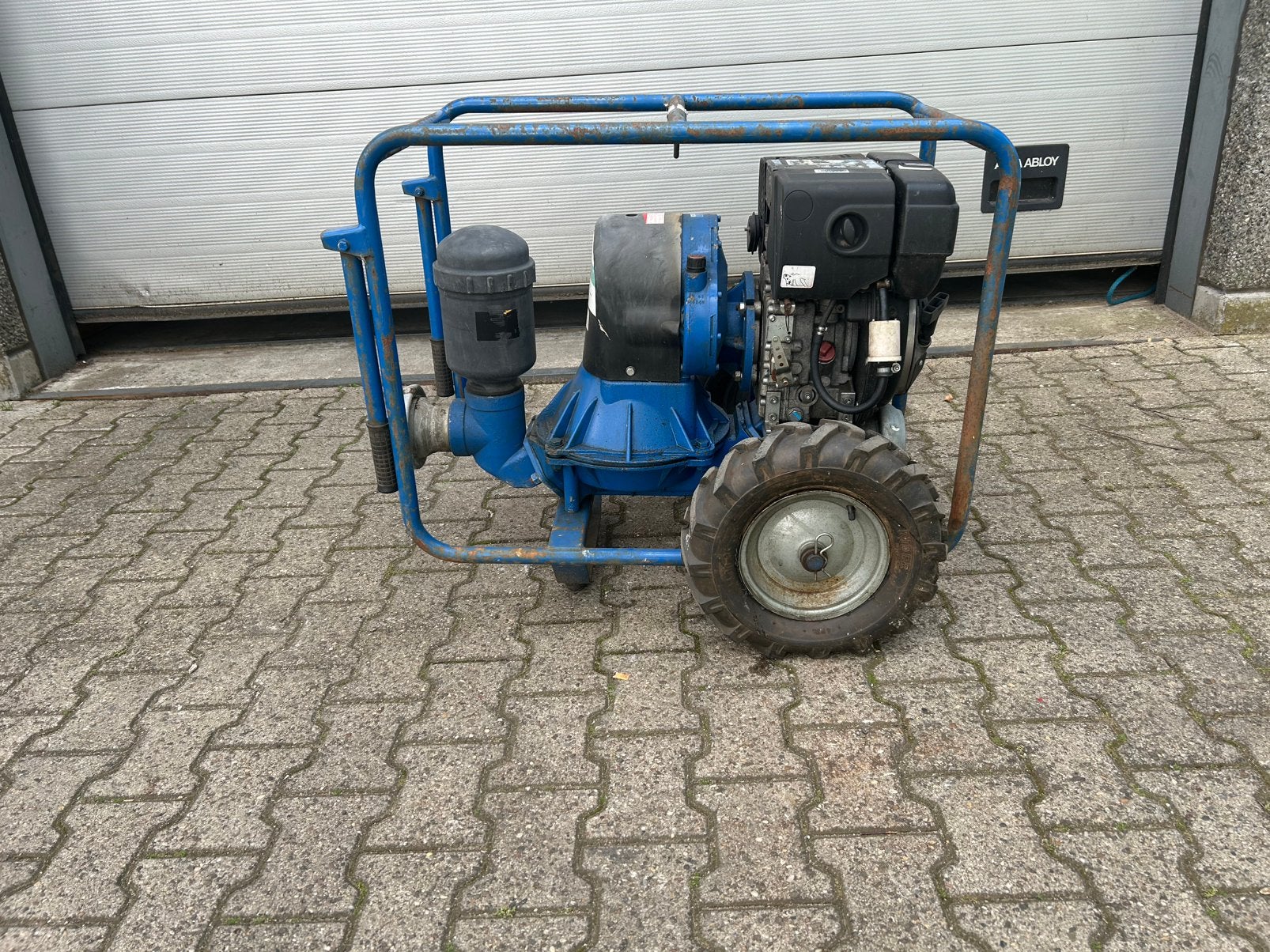 Caffini vuilwater membraan waterpomp diesel, Ophalen, Zo goed als nieuw