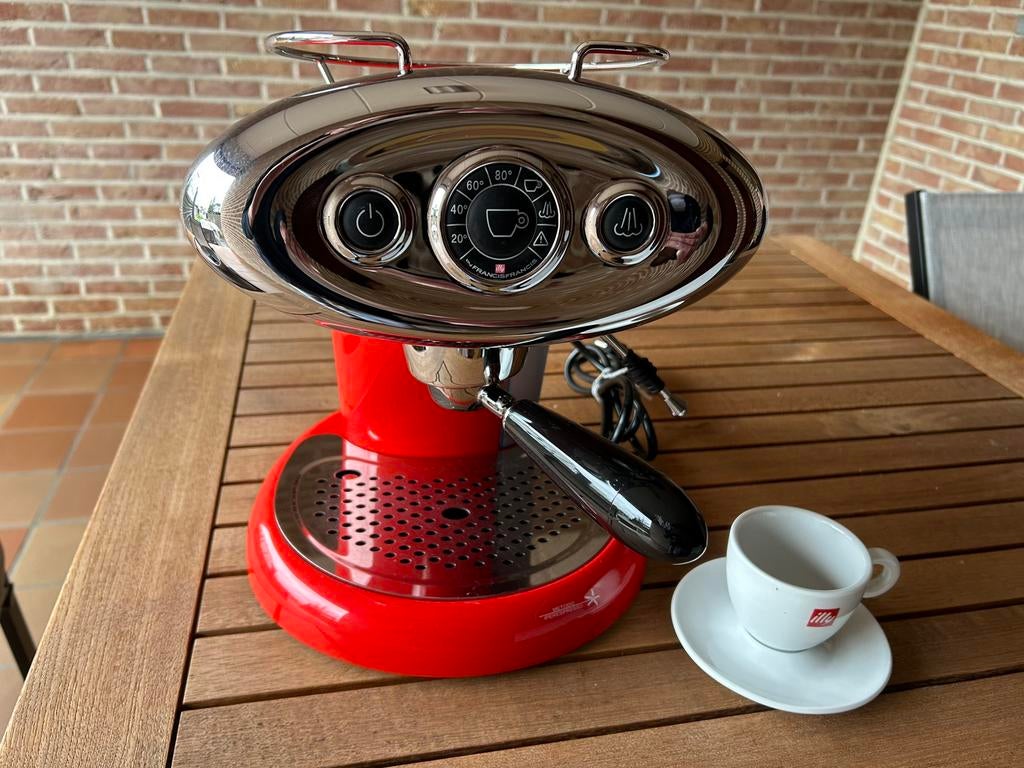 Illy koffiemachine, Ophalen, Zo goed als nieuw, Koffiemachine