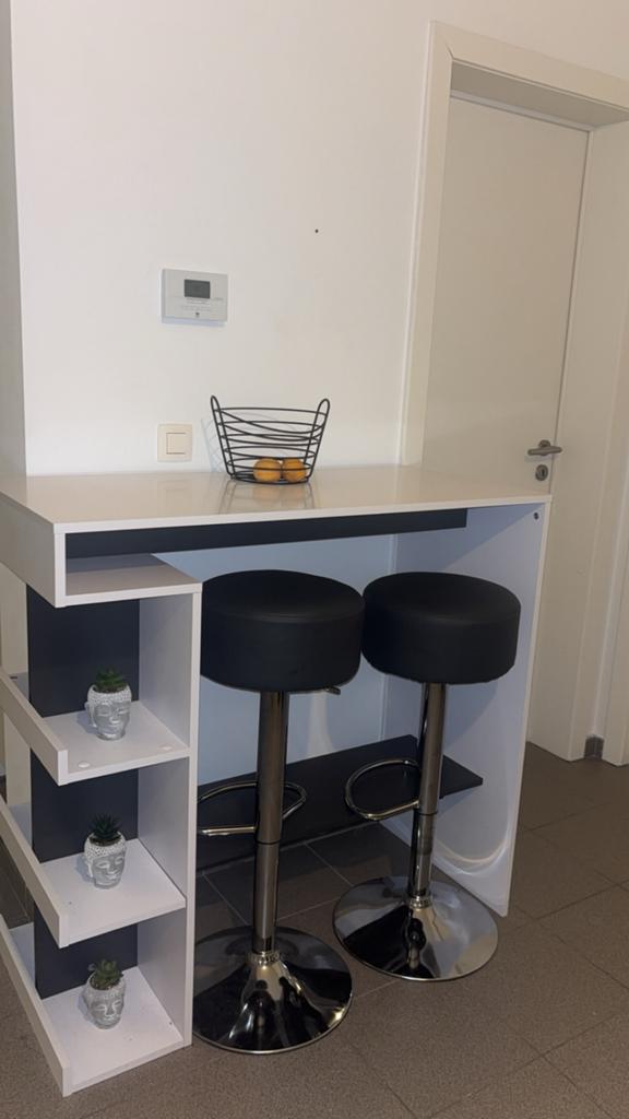 Table bar moderne avec 2 tabourets, Huis en Inrichting, Barren, Zo goed als nieuw, Inclusief barstoelen, Ophalen