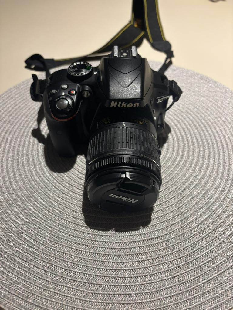 Nikon D3300, Enlèvement, Comme neuf, Nikon