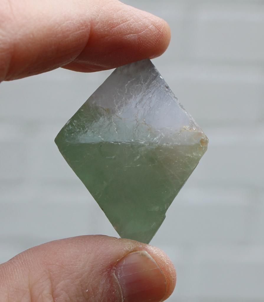 Octaèdre en FLUORITE en provenance de CHINE, Enlèvement ou Envoi, Minéral