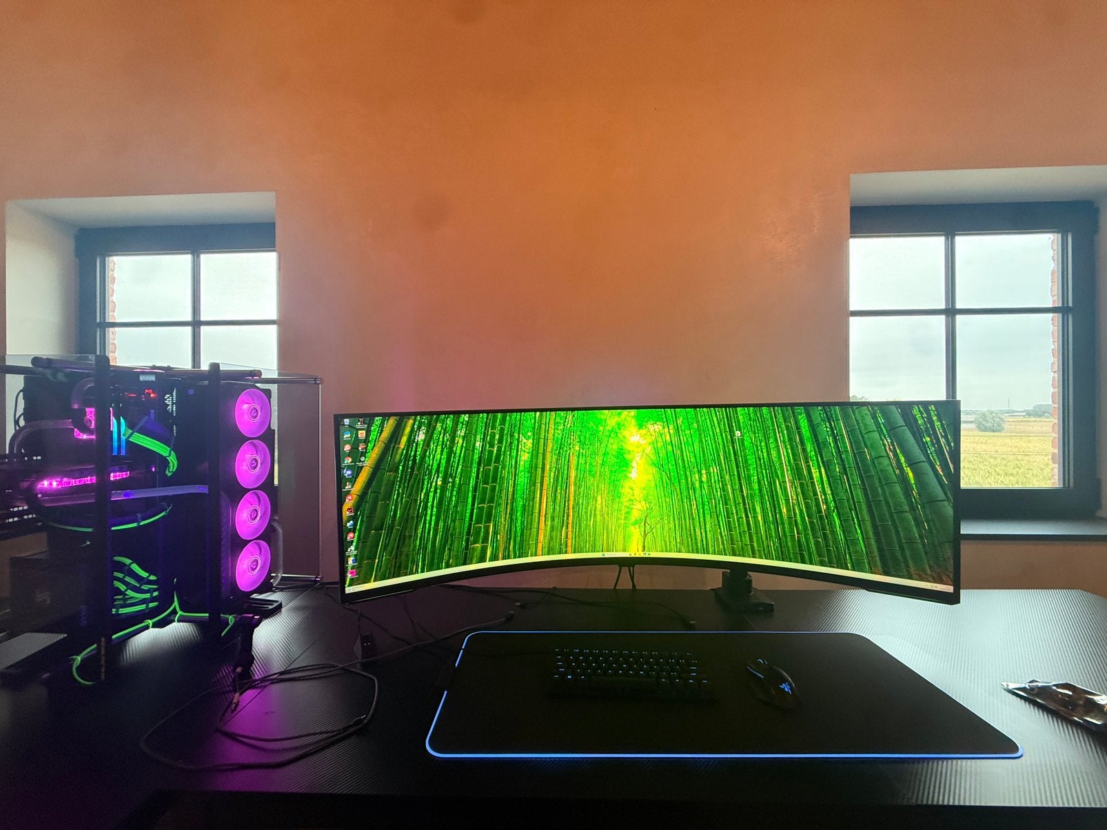 High-end Custom GamingPC – Ryzen 9 9950X3D / RTX 5090 32GB, Games en Spelcomputers, Ophalen, Zo goed als nieuw