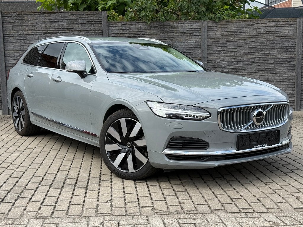 Volvo V90 T6 AWD Recharge Core Bright "Leder/Harman Kardon", Autos, Volvo, Cuir, Argent ou Gris, Achat, V90