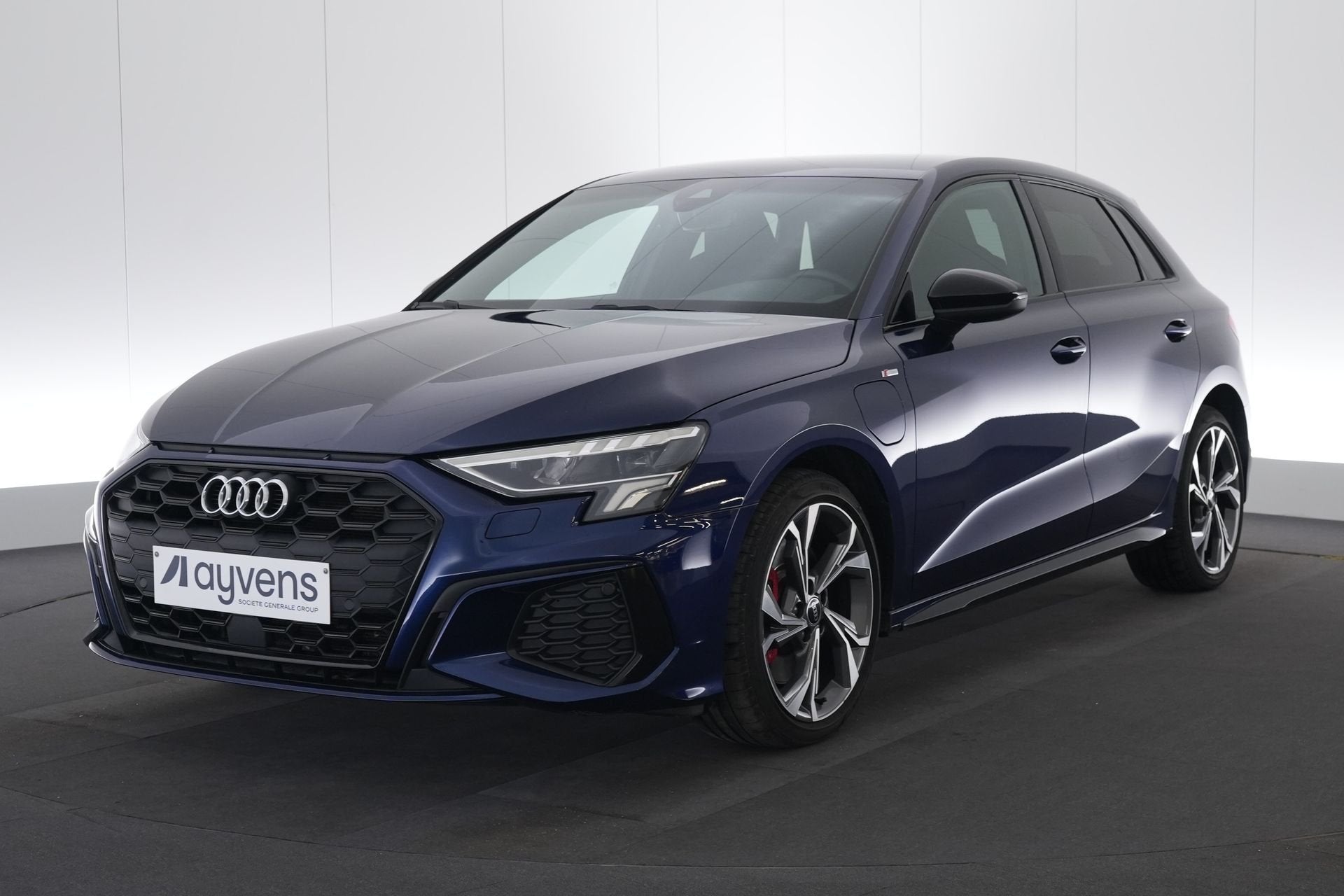 (2CHT168) AUDI A3 SPORTBACK, Auto's, Stof, Gebruikt, Blauw, Plug-in hybride